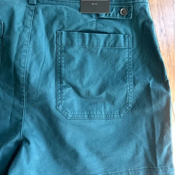 Banana Republic Teal Chino Utility Shorts - Picture 11 of 11